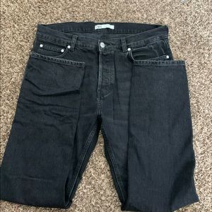 Zara jeans.